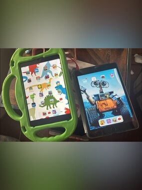 Two Apple iPad Mini 2 Tablets